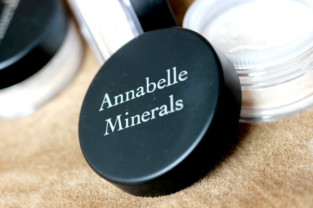 annabelle minerals mineralny make-up puder minerální natural fair bledula bledule bledý svetlý recenzia recenze